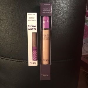 Tarte  concealer, full size & travel in Alight.